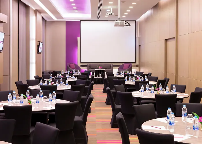 Mercure Siam
