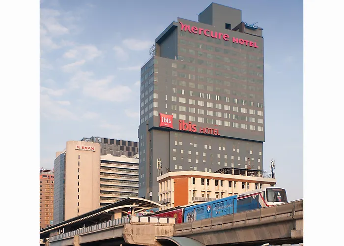 Mercure Siam Hotel 4*