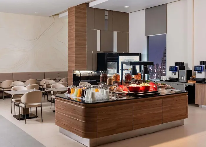 Mercure Siam 4*